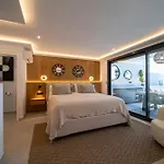 Casa Serena * Tías